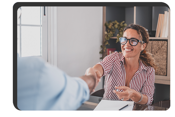 Simulation en entretien pour évaluer les soft skills dans les métiers de terrain (BTP, hôtellerie-restauration, industrie, agro-alimentaire, intérim).